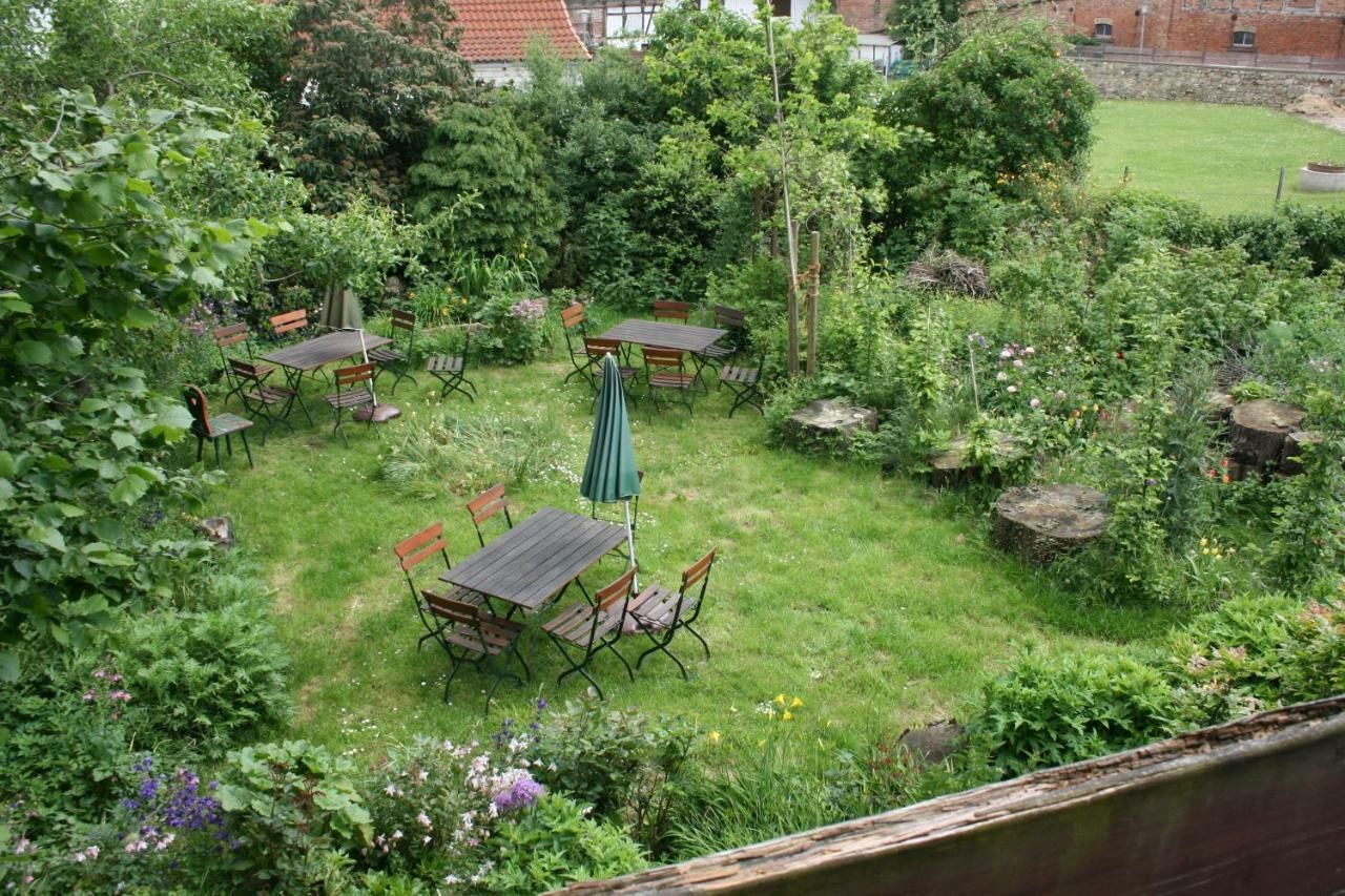Apartments Café Brennnessel Veltheim Extérieur photo