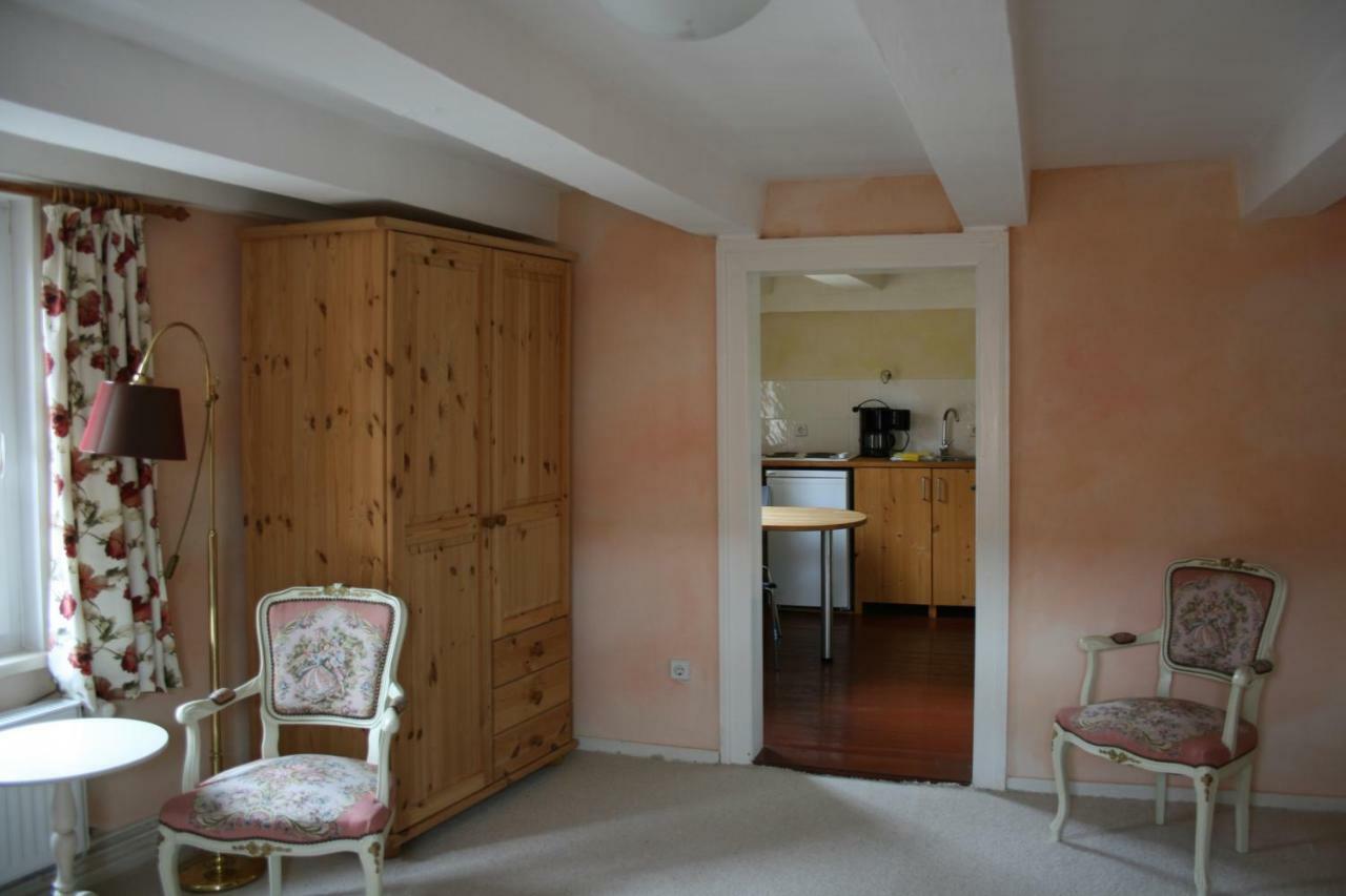 Apartments Café Brennnessel Veltheim Extérieur photo